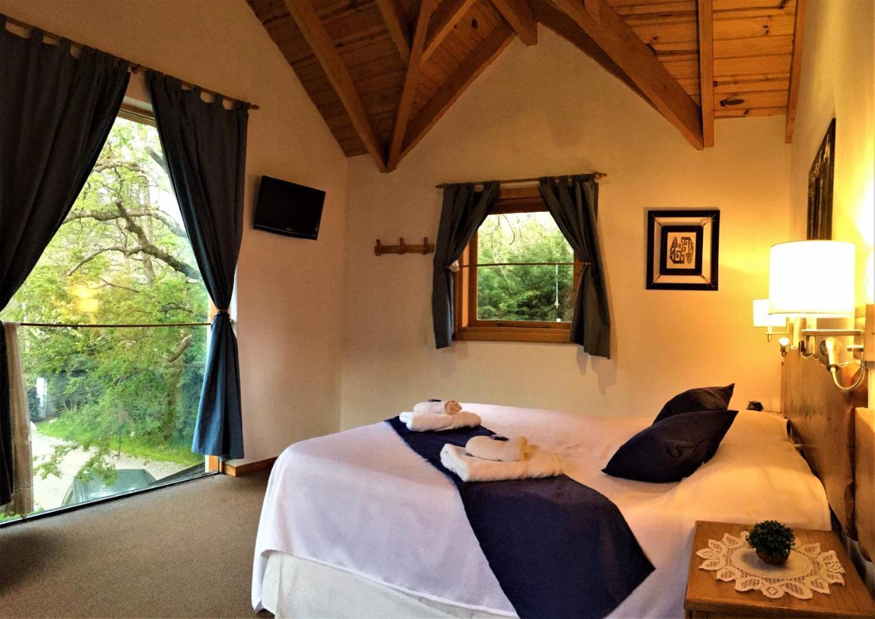 Apart Hotel Del Pellin San Martín de los Andes Exteriör bild